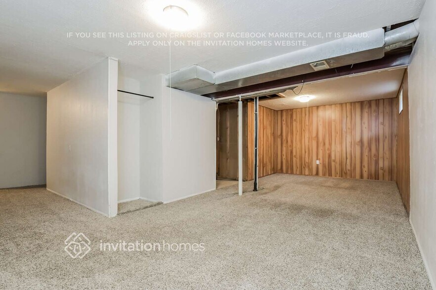 Building Photo - 3233 W 133rd Ave