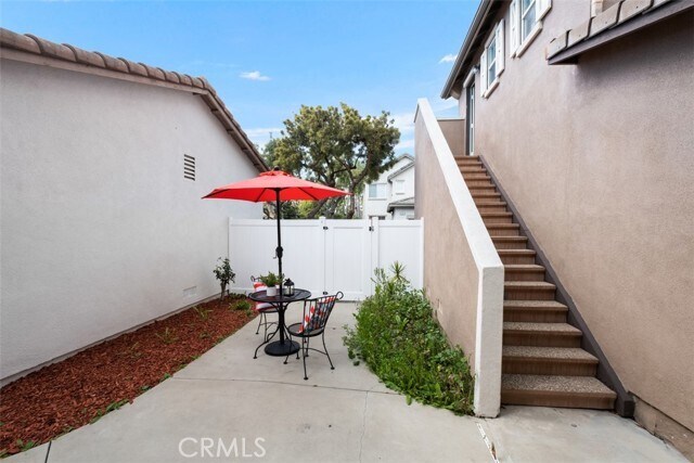 Building Photo - 201 Kensington