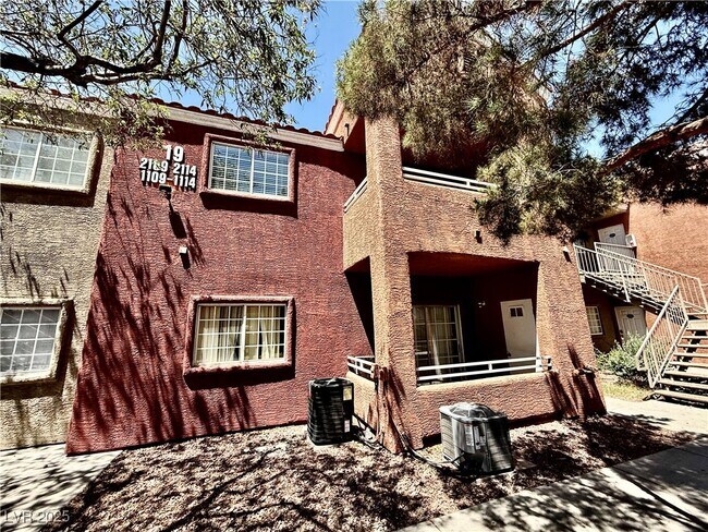 Building Photo - 4730 E Craig Rd