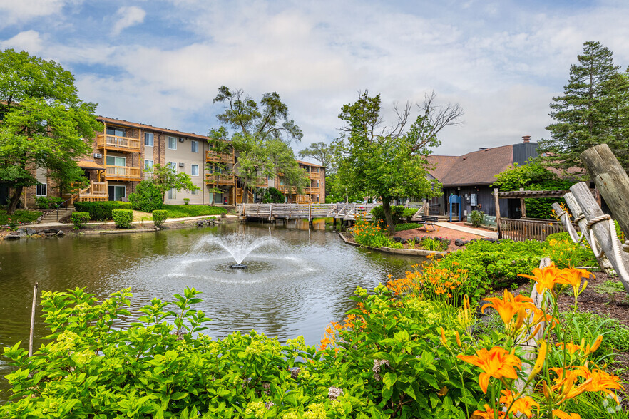 Primary Photo - Forest Cove Apartments