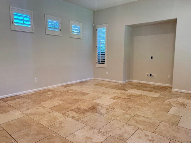 Building Photo - Resort-Style Phoenix Home with Pool, Outdo...