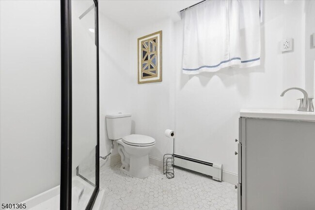 Building Photo - 274 Crawford Terrace