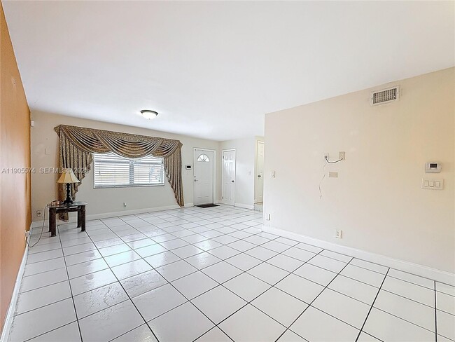 Building Photo - 2686 NW 60th Way