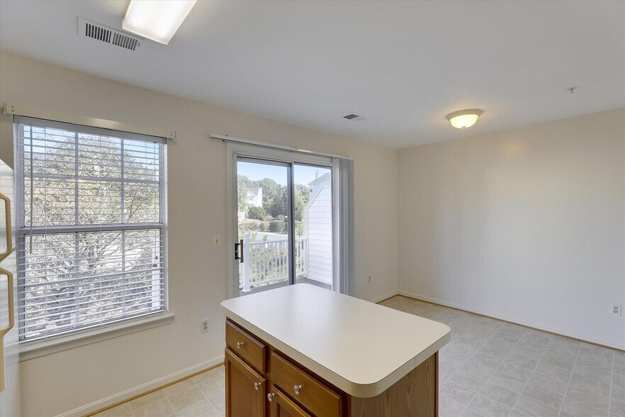 Building Photo - 1513 Danewood Ct