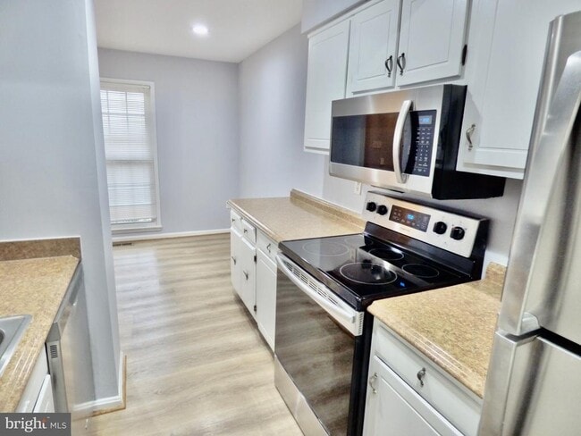 Building Photo - 2975 Cashel Ln