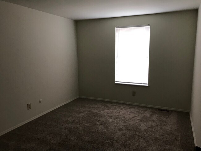 Building Photo - 7616 Mount Hood