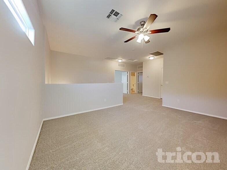 Building Photo - 14415 N 132nd Dr