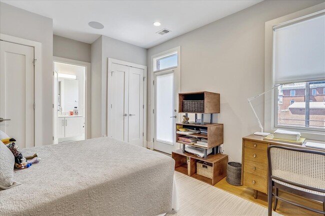 Building Photo - 2024 16th Street NW, # 3