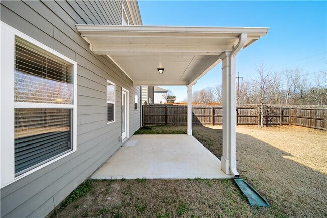 Building Photo - 5337 Burrus Ln