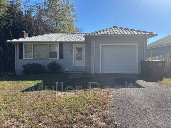 Primary Photo - 1006 Freemason St