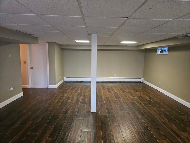 Building Photo - 38 Piscataqua Rd