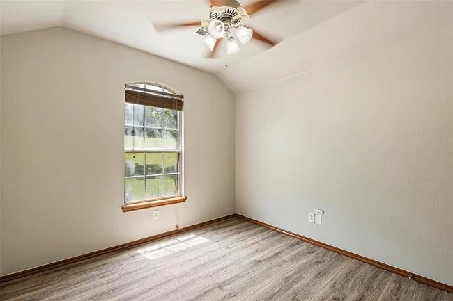 Building Photo - 11644 Country Vw