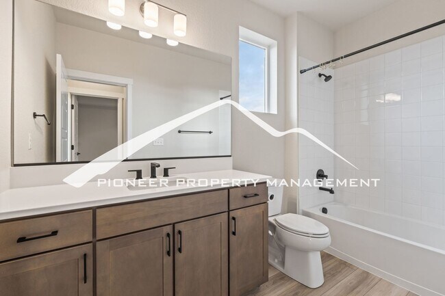 Building Photo - Breathtaking Pikes Peak Views in Desirable Wolf Ranch - 4 bedroom, 3 Full Bath, Office and Loft, ...