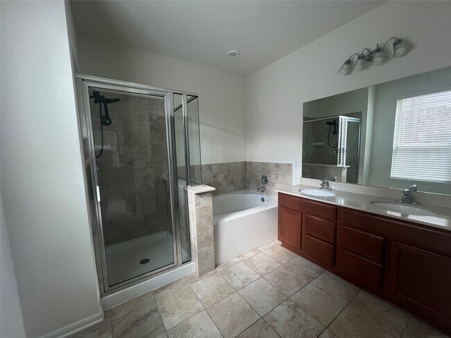 Building Photo - 14112 Harmony Ridge Trl