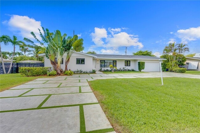 Primary Photo - 8000 SW 139th Ter