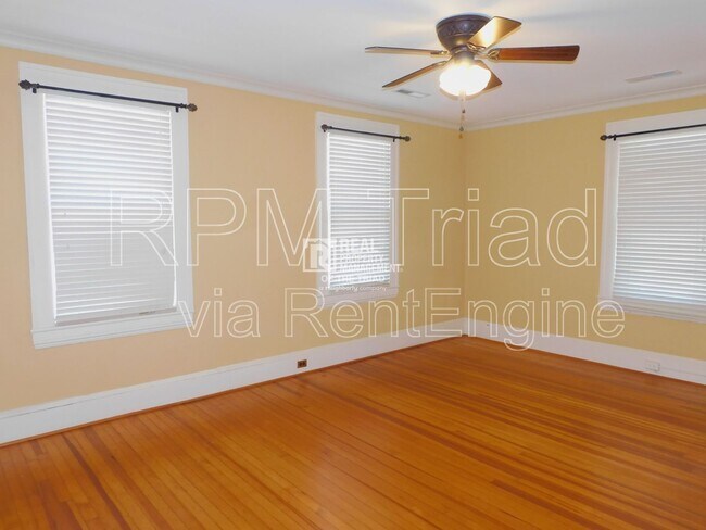 Building Photo - 1224 Glade St NW