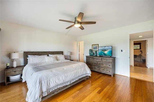 Building Photo - 96000 Overseas Hwy