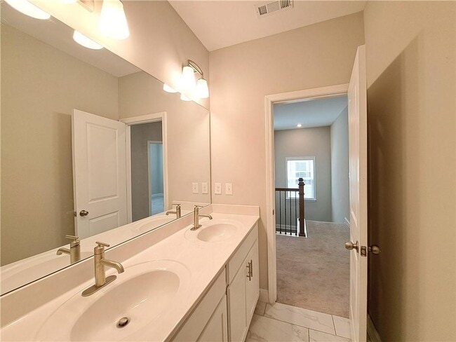 Building Photo - 637 Stan Hope Ln