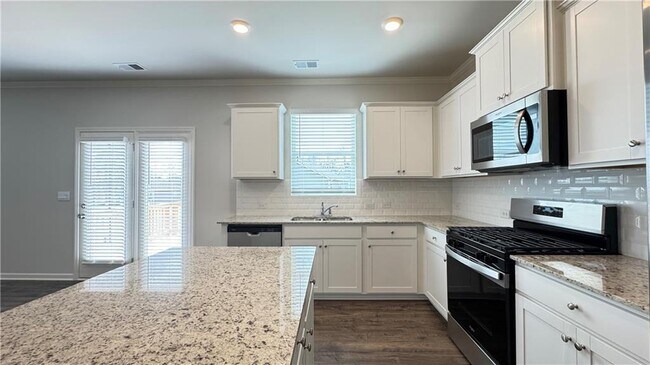 Building Photo - 56 Thompson Ridge Ln