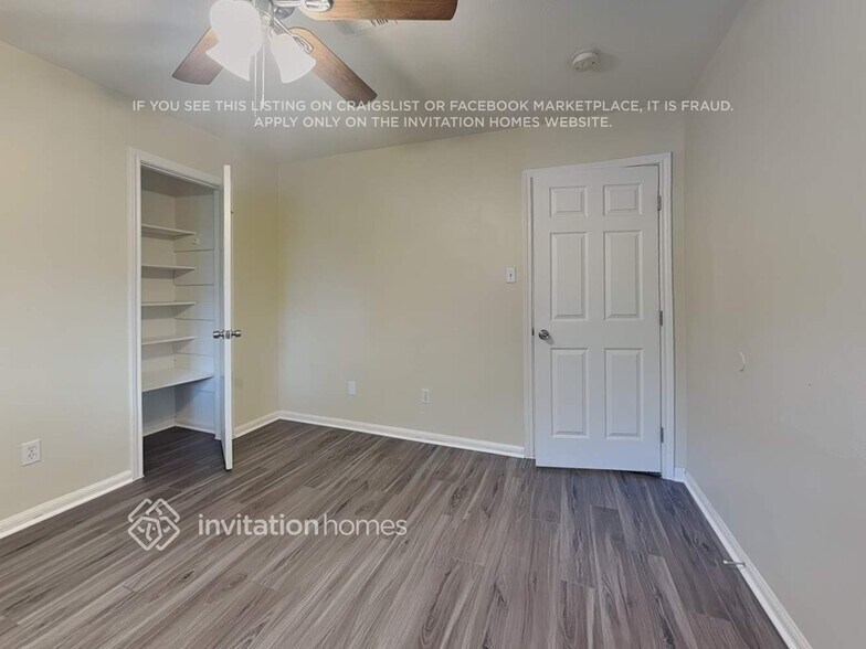 Building Photo - 11639 Idlebrook Dr
