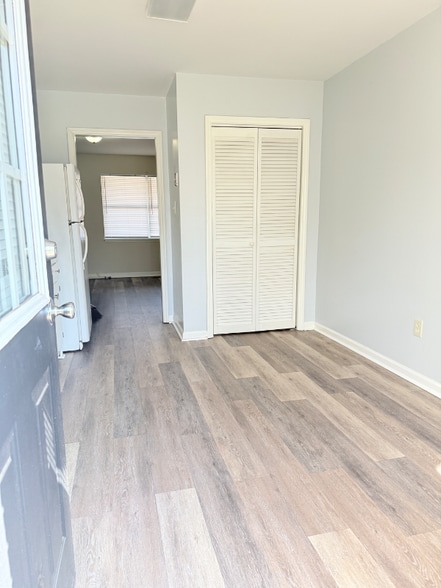 Building Photo - 1151 Alexander St