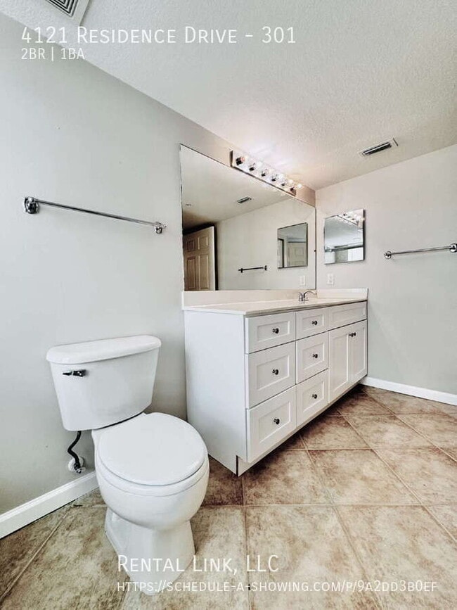 Building Photo - 4121 Residence Drive