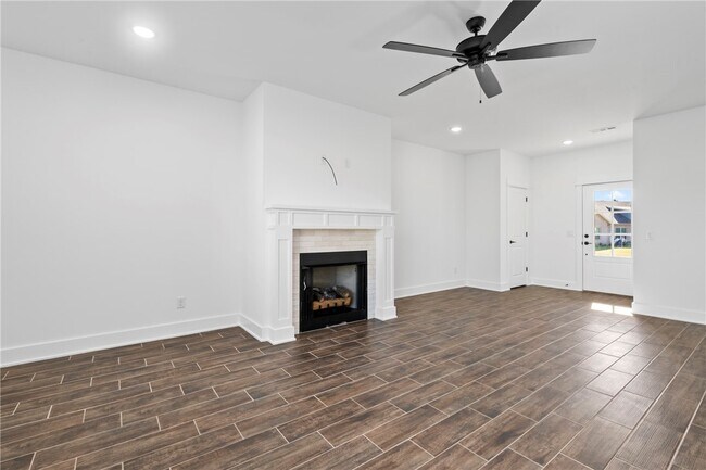 Building Photo - 64 W Gilpin St