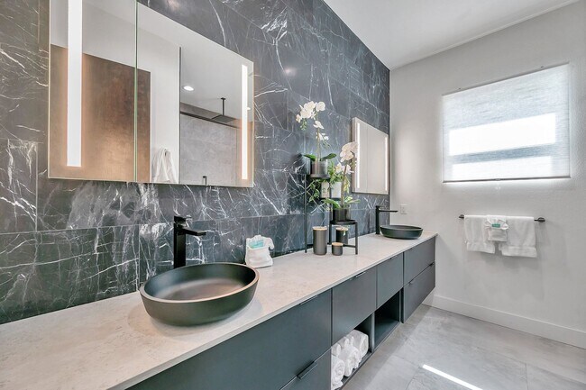 Building Photo - Luxury Living in Grand Central District: Exquisite Furnished Home with Pool