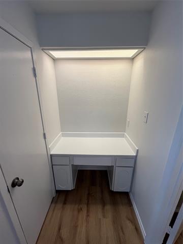 Building Photo - 2133 Quail Hollow Dr