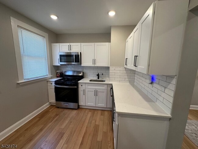 Building Photo - 282 Weequahic Ave