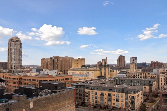 Building Photo - 250 Park Ave