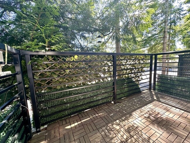 Building Photo - 13955 NE 15th Ct
