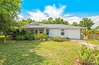 Building Photo - 3613 Burton Cir