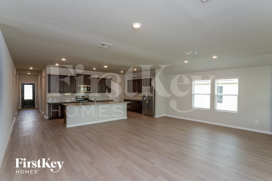 Building Photo - 1714 Morse Way