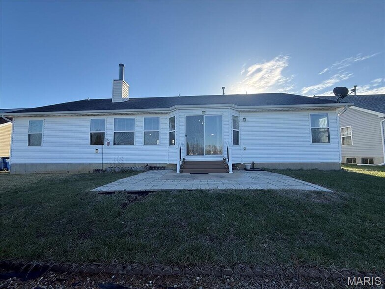 Building Photo - 733 Pecan Hill Dr