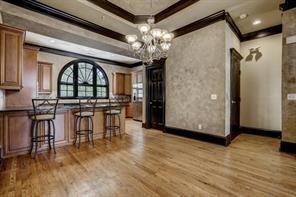 Building Photo - 806 Clifton Heights Ln NE