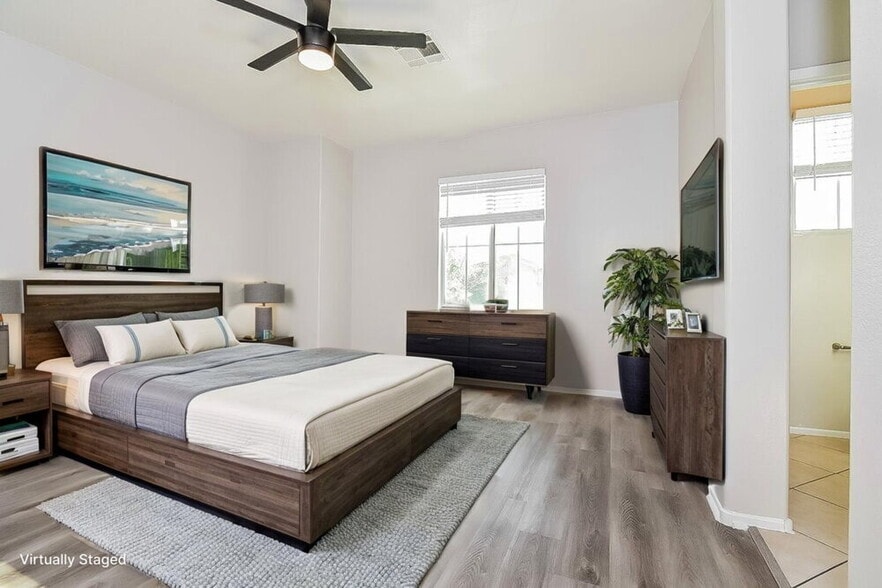 Building Photo - 9729 Red Horse St