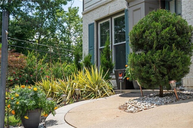 Building Photo - 100 Cabots Cove Ct