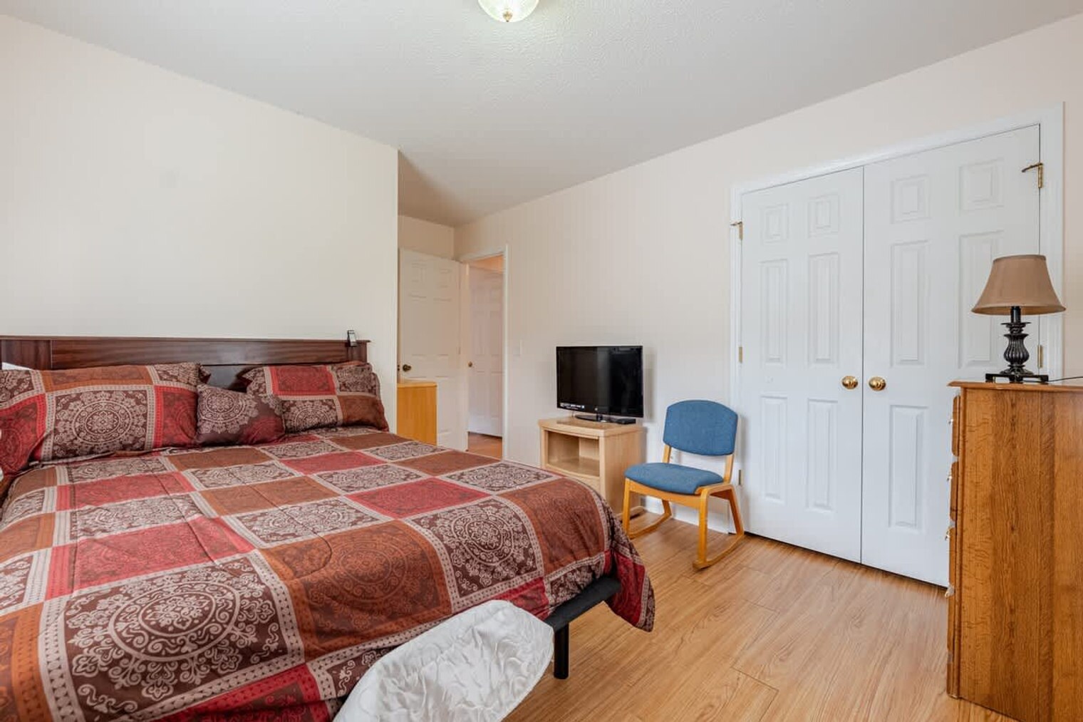 Building Photo - 305 Humble Rd