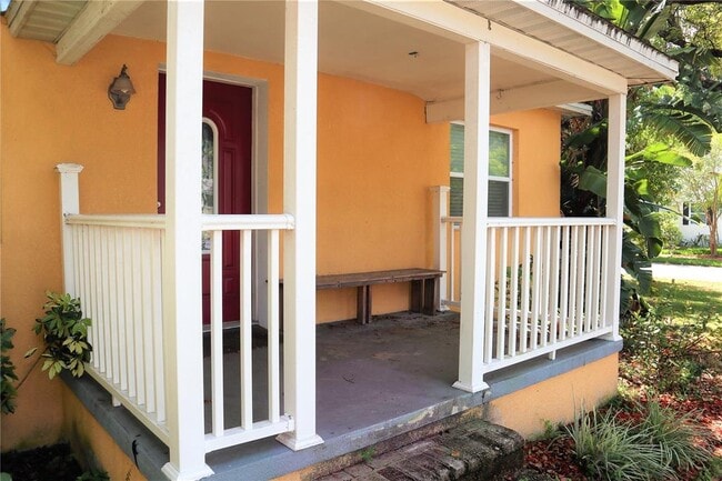 Building Photo - 1219 E Frierson Ave
