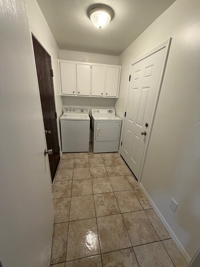 Building Photo - 5616 Tranquil Cir