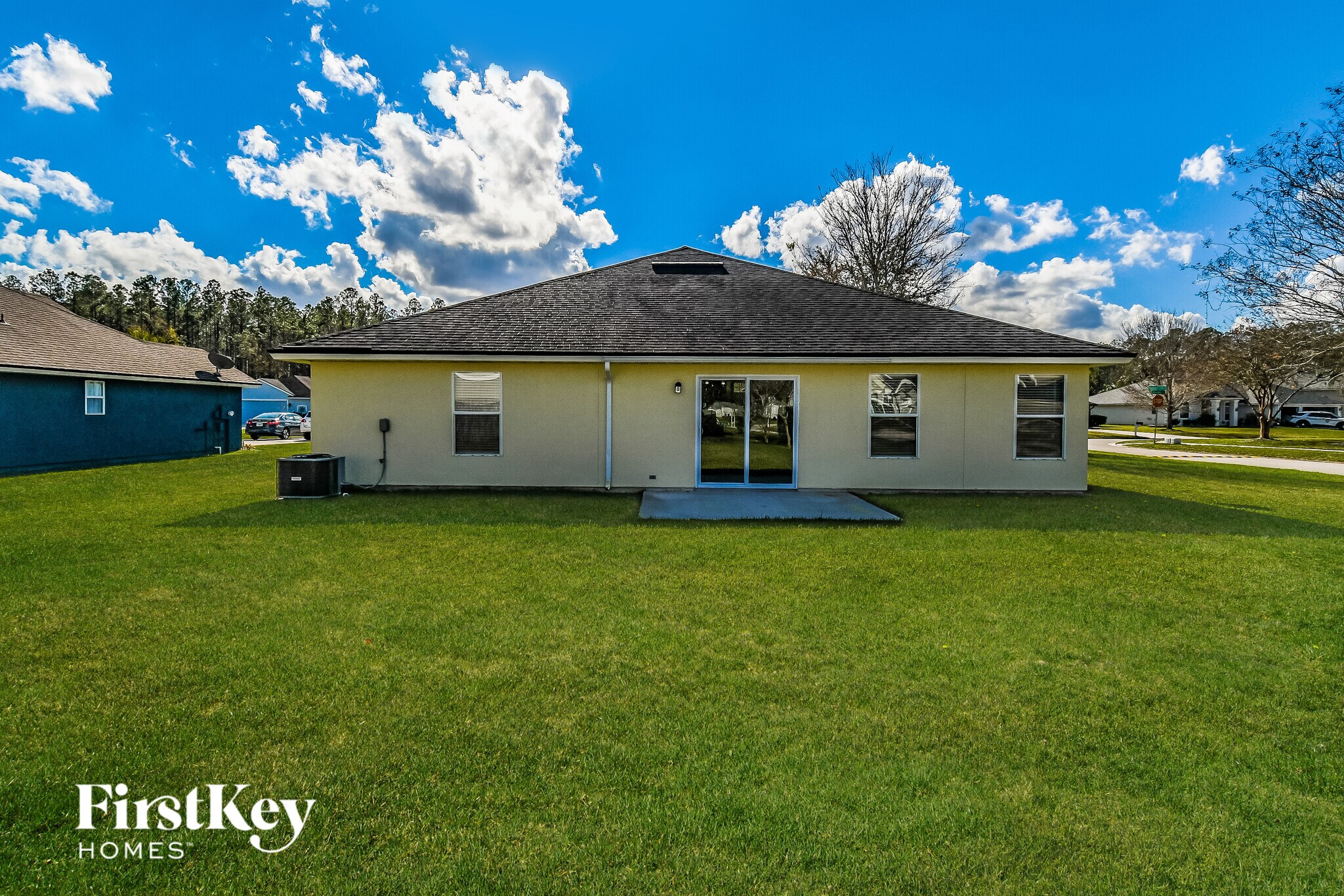 Building Photo - 182 Greenfield Dr