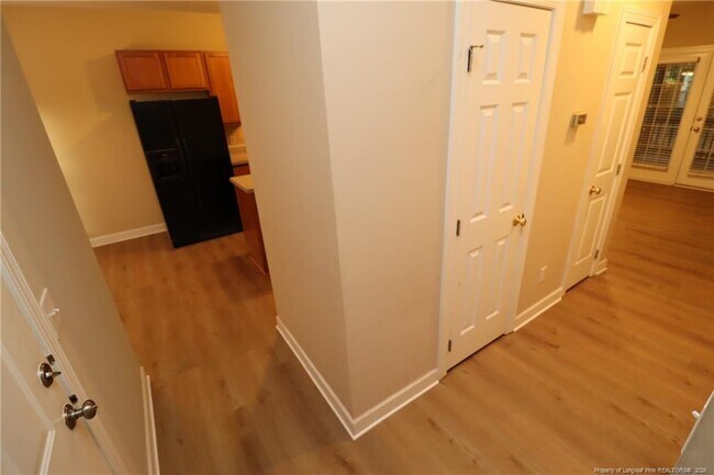 Building Photo - 2637 Broad Oaks Pl