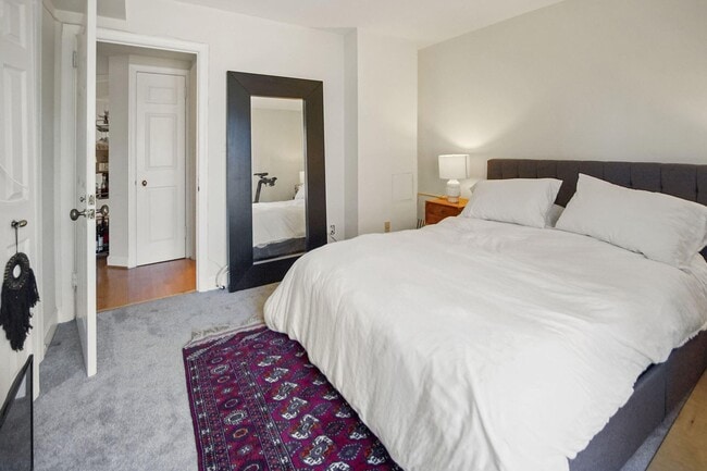 Building Photo - 1080 Wisconsin Ave NW