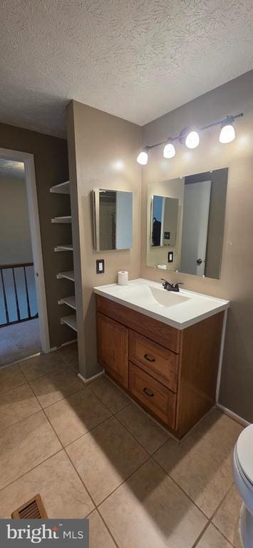 Building Photo - 7886 Marioak Dr