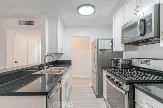 Building Photo - 421 La Fayette Park Pl