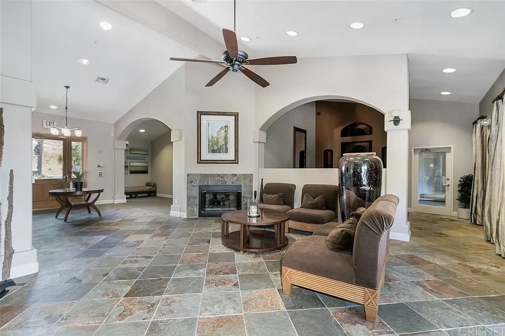 Clubhouse - 375 Central Ave