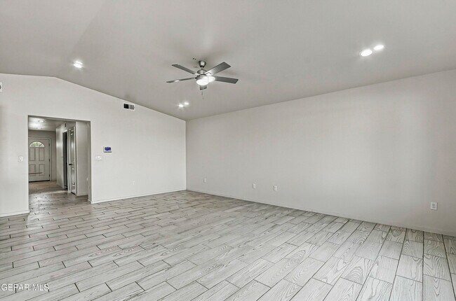 Building Photo - 12536 Cayo Norte Dr
