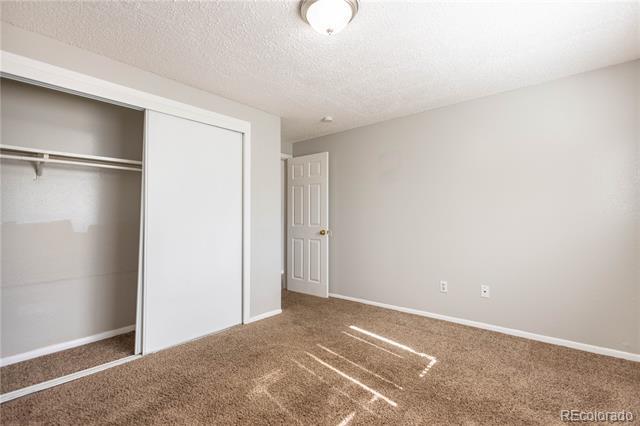 Building Photo - 330 Vehr Dr