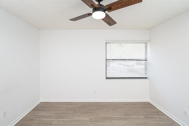 Building Photo - 39 Alcira Ct